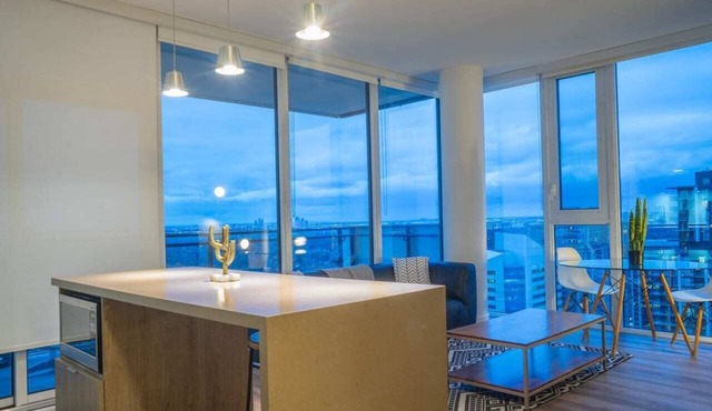 Furnished 2 Bedroom with 2 Bathrooms in North York | Pivot Building