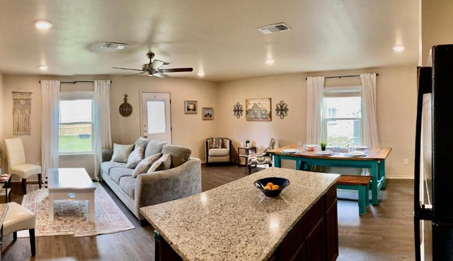 Furnished 3-bed- Townhome in the Hills Near Fort Cavazos