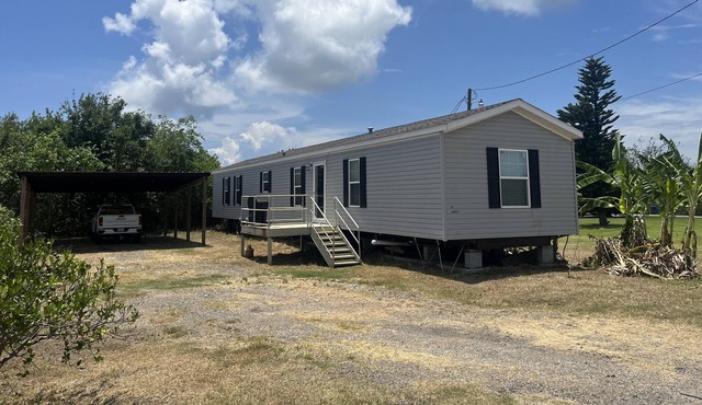 Furnished 3 Bedroom 2 Bath Home w/ Covered Parking