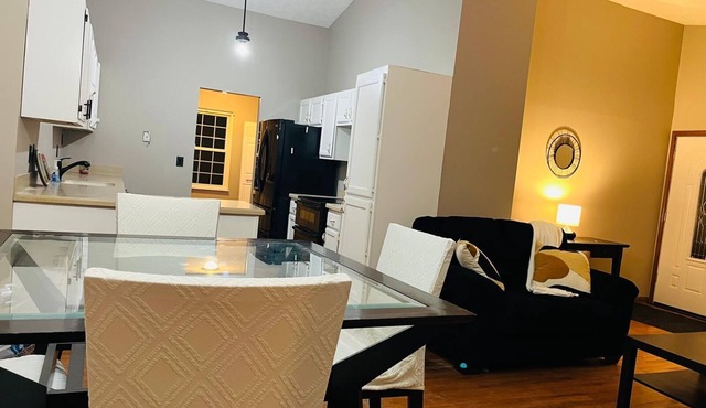 Furnished 3BR/Pets OK/Garage/Accessible