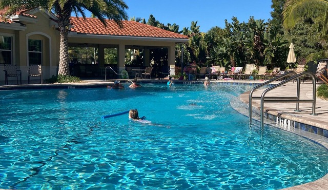 Furnished and meticulous! Near Nokomis, Venice and Siesta Beaches.