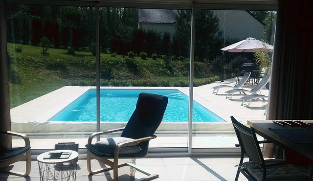Furnished apartment with swimming pool, 2 minutes from Chablis