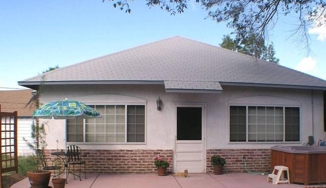 Furnished Cottage in Historic Silver City
