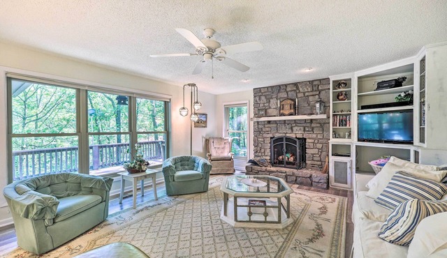 Furnished Deck w/Views: Hot Springs Cottage