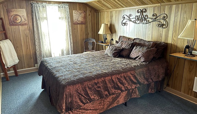 Furnished dormer room neighboring the Maysville Country Club.