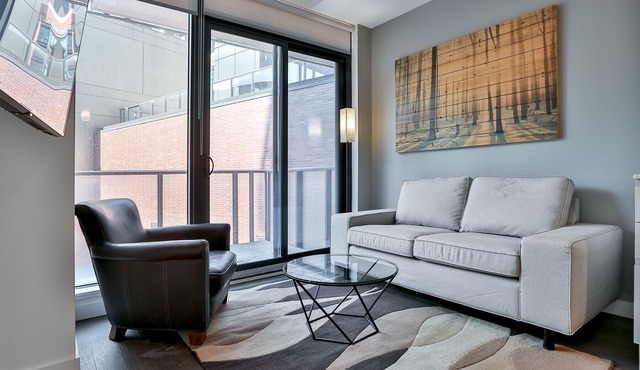 Furnished Monthly Rental - 1 Bdrm 1bath & Office - Pet Friendly