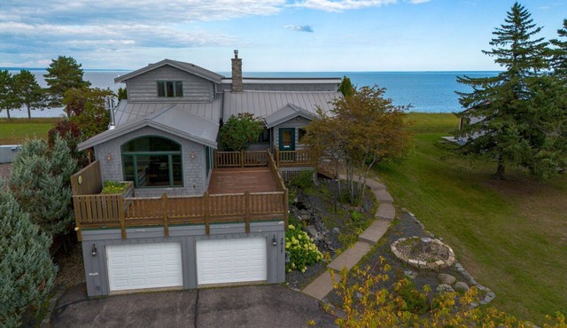 Furnished Monthly Rental | Rainbow Beach House