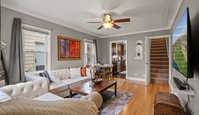 Furnished Oasis in Sought-After Browndale: Walk to Lakes & More!