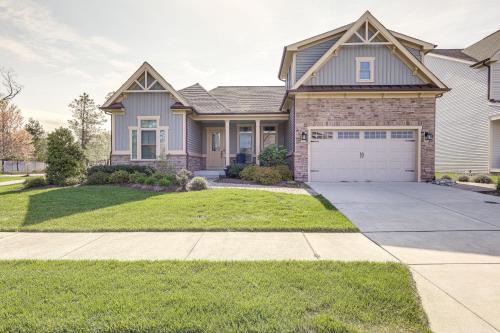 Furnished Outdoor Space Family Home in Ocean View