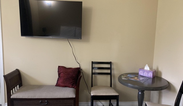 Furnished rental in central location with amazing view