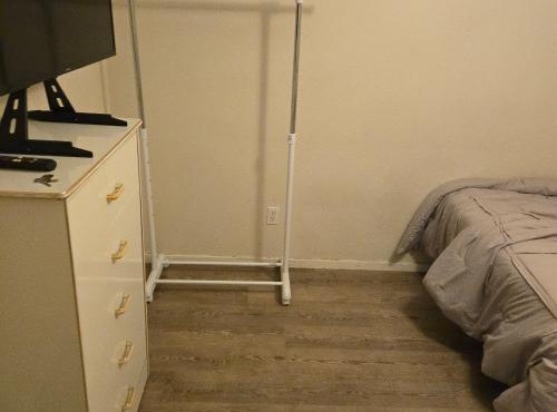 Furnished room in big home full bed