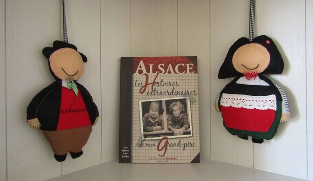 Furnished Strasbourg Cronenbourg with private parking and balcony