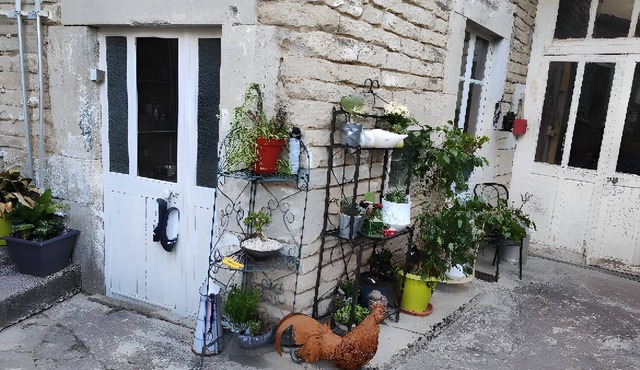 Furnished T2 Apartment – Domaine Du Charme with Wi-Fi and Air Conditioning