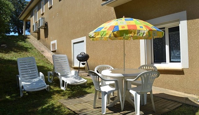 Furnished tourist ground villa T2 new ideally located Ajaccio in the city