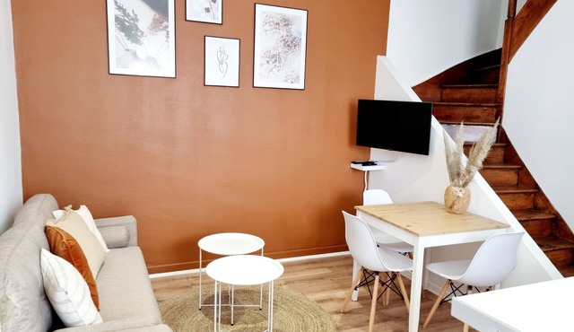 Furnished with holm oak, duplex equipped with every comfort