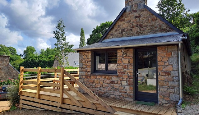 Gîte à la Campagne en Bord D'étang Avec Piscine