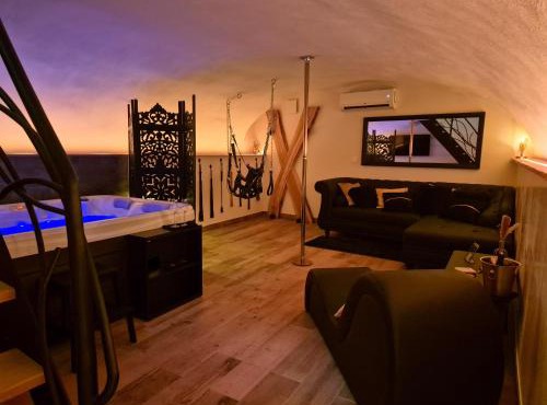 Gîte érotique avec spa privatif