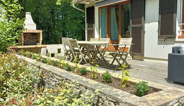 Gîte 9 persons La Maison du Bois, 10 minutes A71, 10 minutes Bourges