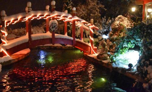 Gîte Au printemps Japonais, petit train de la Mure, parc des Ecrins