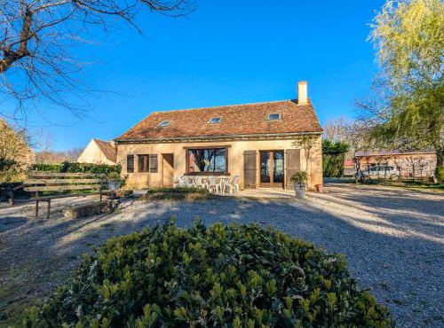 Gîte avec piscine, sports et nature près de George Sand, Mouhers - FR-1-591-64