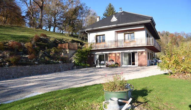 Gîte "belle Chartreuse"- Très Belle vue - Terrasse et Jardin