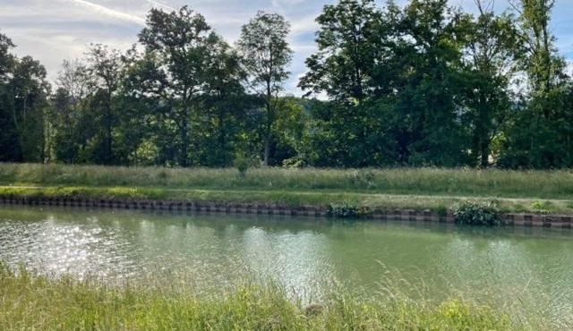 Gîte calme au bord de l'Ouche.