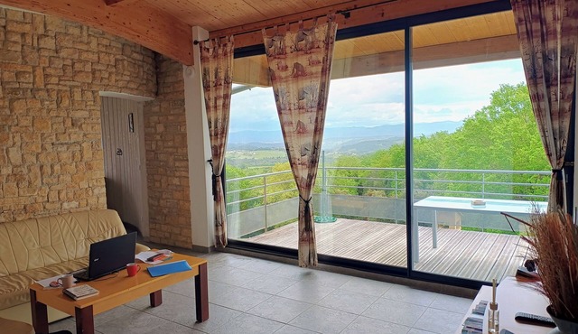 Gîte "corbières" en Pleine Campagne Dans un Parc Naturel Avec Piscine