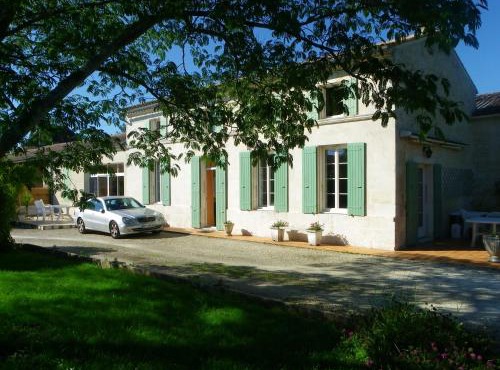 Gîte cosy, sur jardin, terrasse privée, parking au calme en rdc