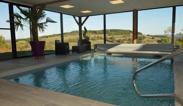 Gîte de Bellevue avec piscine intérieure privative