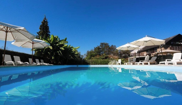 Gîte de caractère, 16 pers, countryside, private pool.