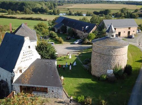 Gîte de charme rénové avec jardin, vélos et activités près de la Sarthe - FR-1-410-191