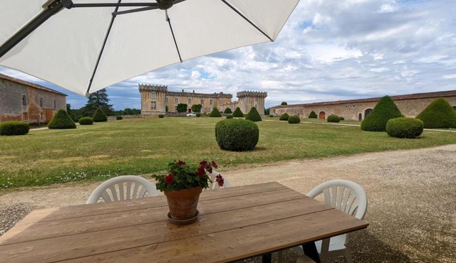 Gîte de charme près de Cognac avec vélos et jardin - FR-1-653-205