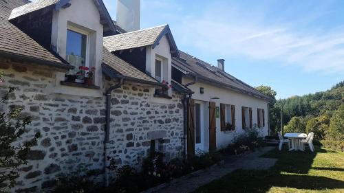 Gîte de France à Bonnefond 3 épis - Gîte de France 6 personnes MAE-9754