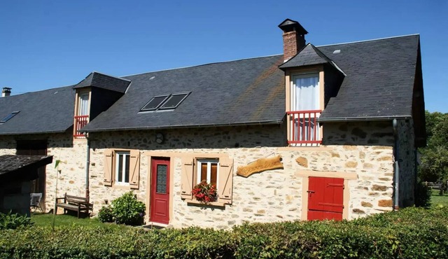 Gîte de France Pierrelise 3 ears - Gîte de France 8 people