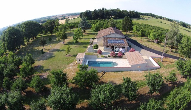 Gîte de groupe, 37 places, 13 rooms