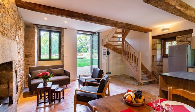 Gîte de l'Abbaye - Two Bedroom House, Sleeps 4