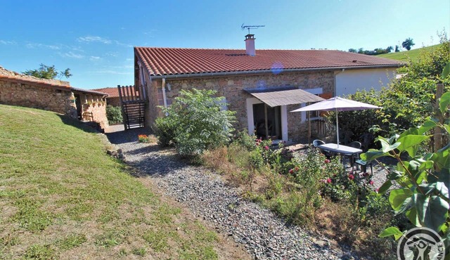 Gîte de L'enclos - Pomeys