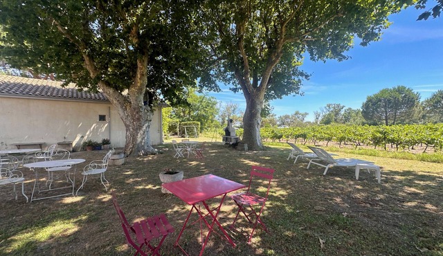Gîte de la Cave - Charmant Gîte provençal avec une chambre