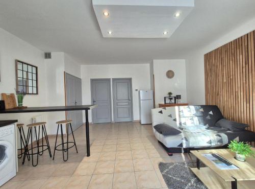 Gîte de la Tride B avec terrasse proche du centre