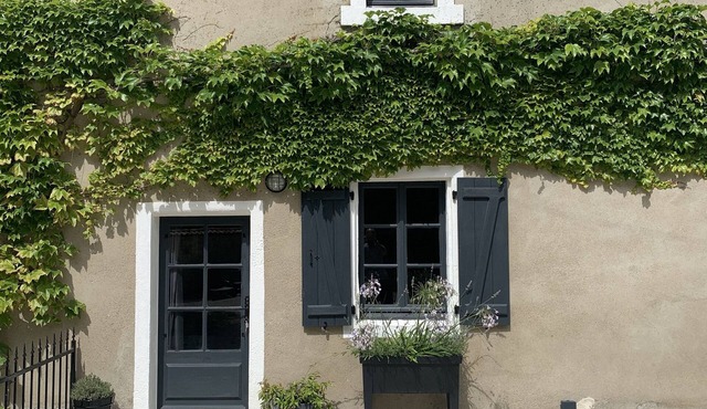 Gîte des Ruches, Peaceful & Homely 1 bedroom Gîte with pool