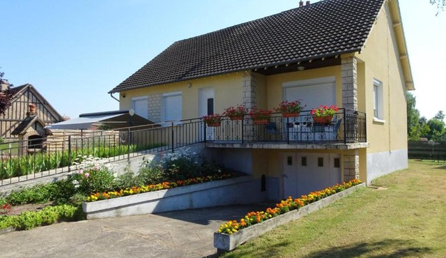 Gîte Dhuizon, 4 pièces, 6 personnes - FR-1-491-204