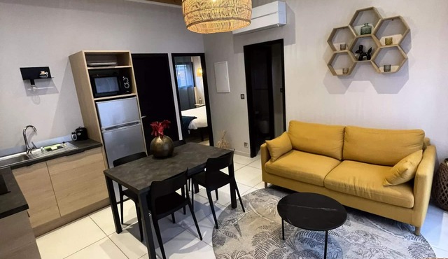 Gîte Ecolodge 2 Chambres 4 Personnes avec jacuzzi