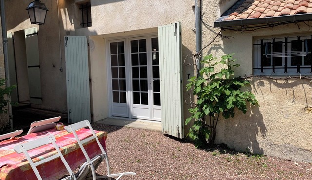 Gîte en Terre des Graves sur les Bords de la Garonne à 30 min de Bordeaux