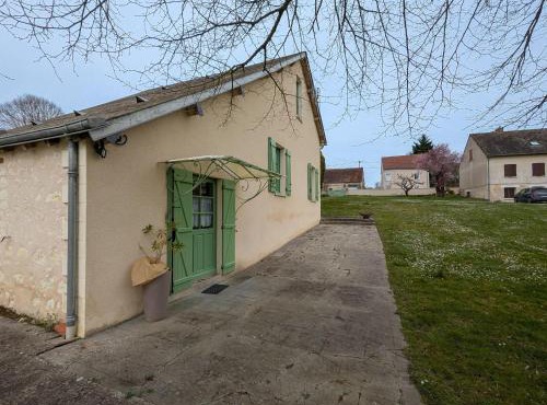 Gîte entre Touraine et Berry, bordé de rivière, près du parc animalier et station thermale - FR-1-591-67