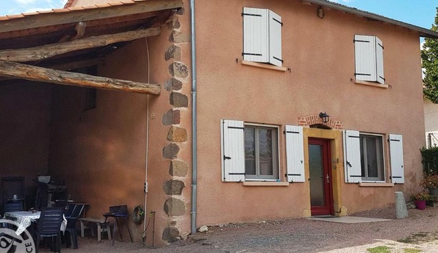 Gîte familial, 3 chambres, jeux enfants, dégustations et visites cave, cadre paisible à Villemontais - FR-1-496-121