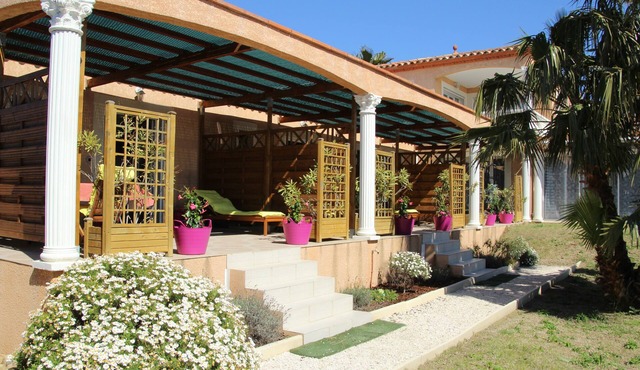 Gîte Near SEA Air Conditioning Terrace INCLUDED: Electric PackageEnclosedParking