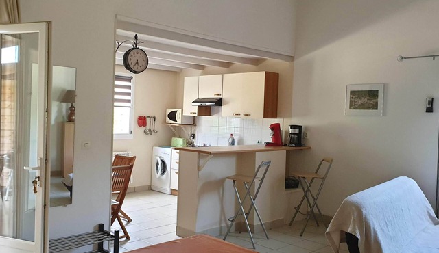 Gîte Julie exposé au couchant terrasse ombragée