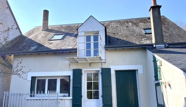 Gîte La Cheminée Ronde - 6 people facing the Castle