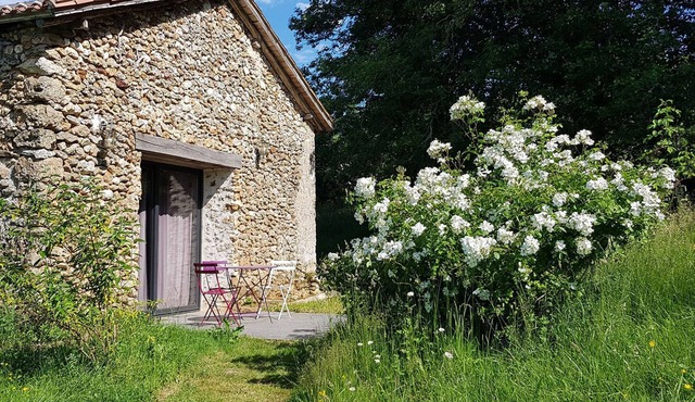 Gîte la Grangette 2/5 pers domaine La Maison d'Aum - label clef verte 2024