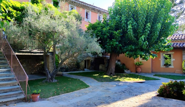 Gîte le Barry - La Papeterie, in Drôme Provençale